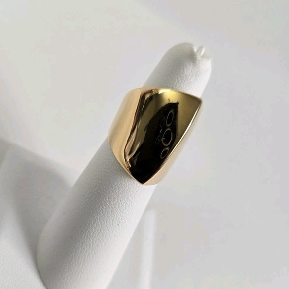 18K solid gold Sharp Edge Estate Ring - Picture 4 of 15